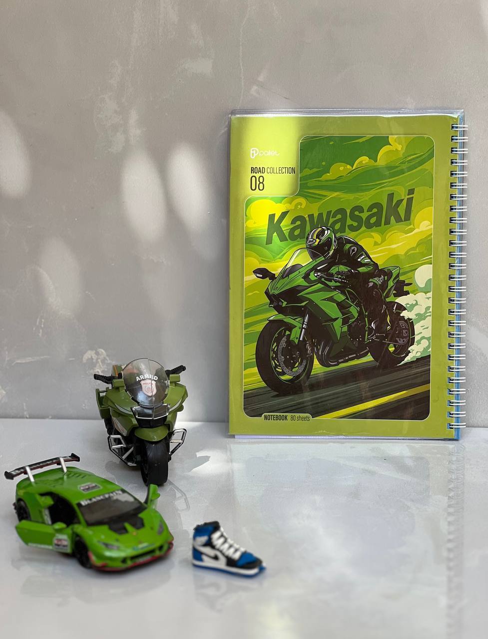 دفتر 80 برگ مدل Road از برند Pallet کد 08